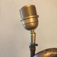 rotule en laiton et douille E27 dorée pour équiper un objet monté en lampe